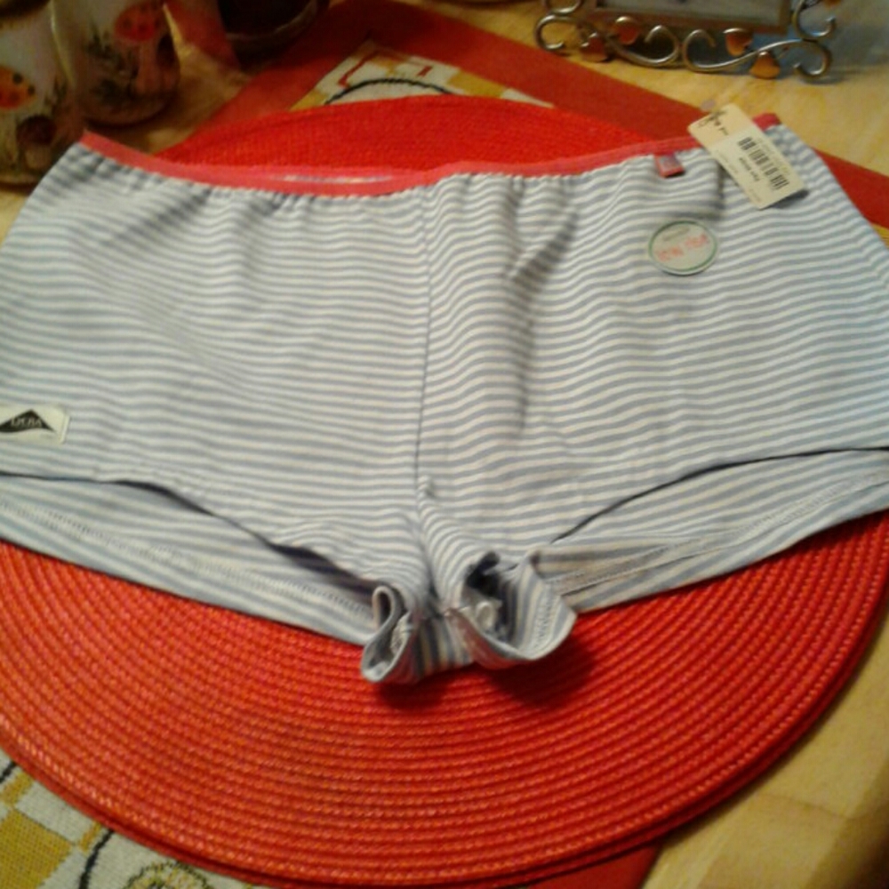 NWT,Vintage 90's, Low Rise, Cheeky, "Boy Shorts" Panties